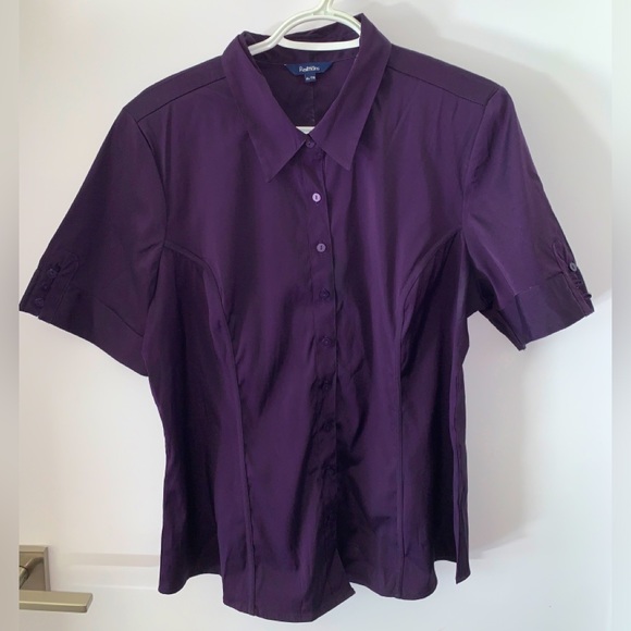 Reitmans Tops - 🇨🇦 Reitmans Womens Button Up Short Sleeve Blouse